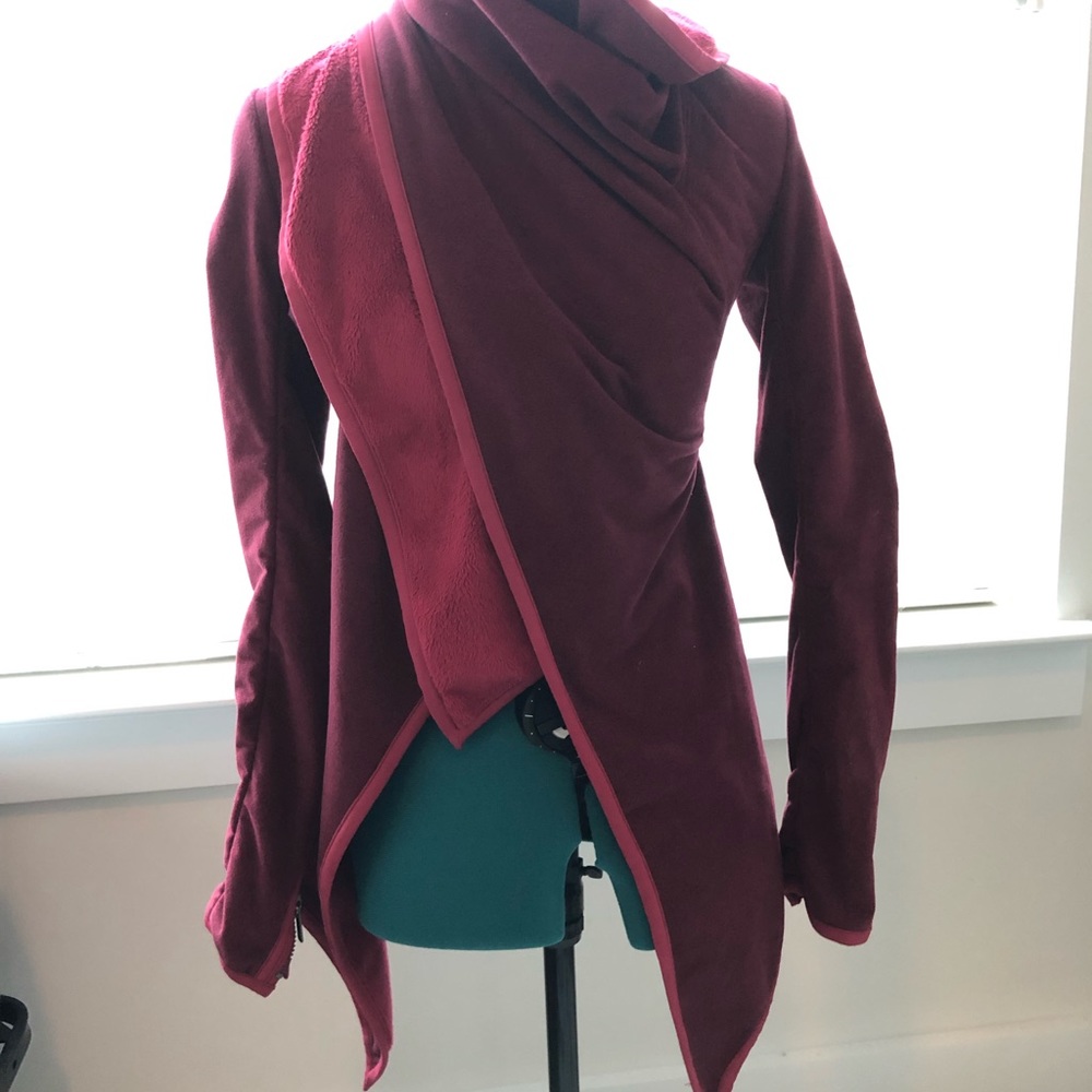 Lululemon asymmetrical jacket